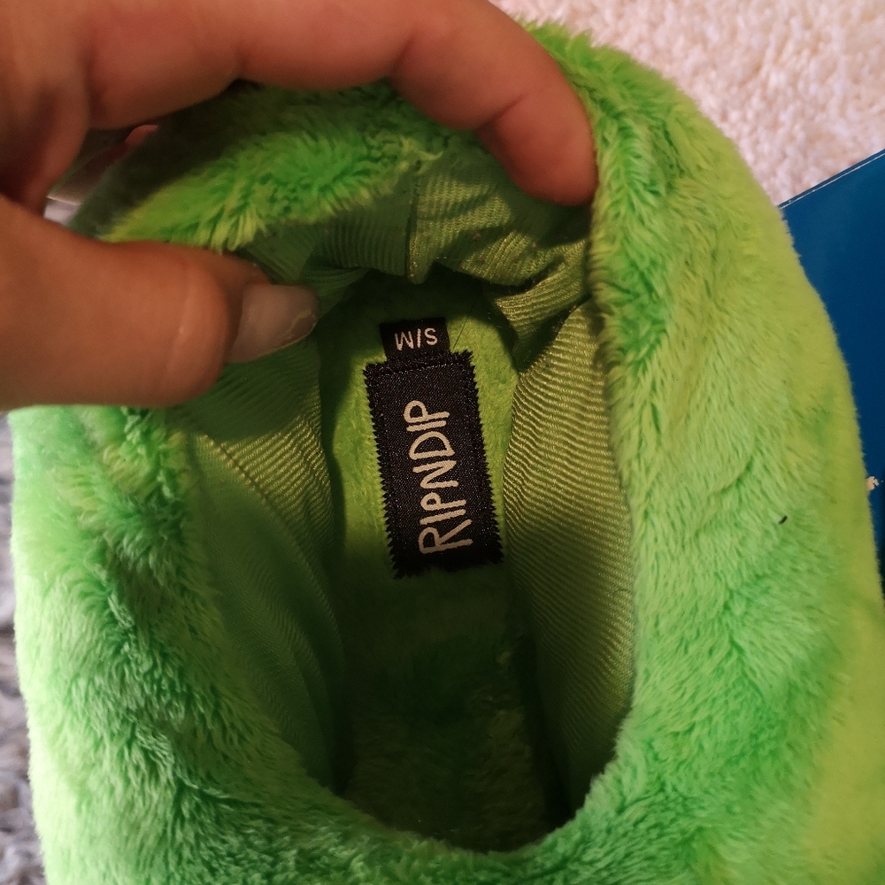 Rip n Dip Lord Alien Green Plush Slippers - Picture 3 of 9